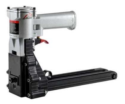 GRAMPEADOR PNEUM�TICO P/ CAIXA DE PAPELAO, GRAMPOS 15 a 18Mmm, MODELO PI/72, PACAR